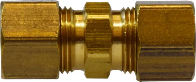 5/8" OD Brass Drilled Thru Compression Union qt