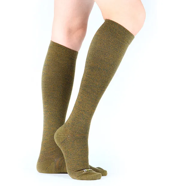 80% Rich Merino Wool Everyday Compression Socks (15-20mmHg) - Solids