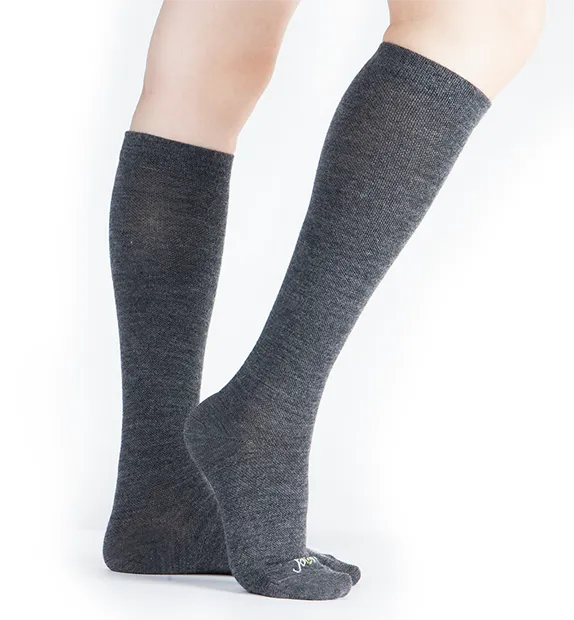 80% Rich Merino Wool Everyday Compression Socks (15-20mmHg) - Solids