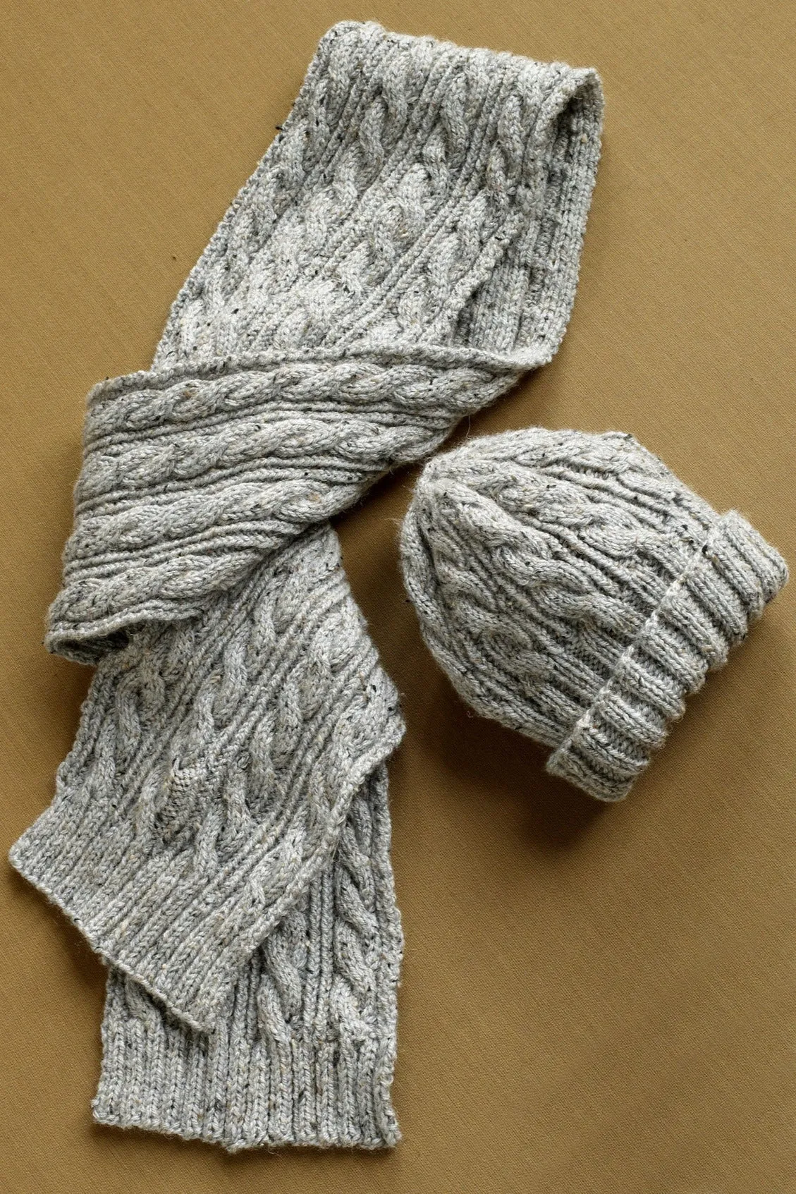 Herdwick Dell Hat and Scarf Pattern (Knit)