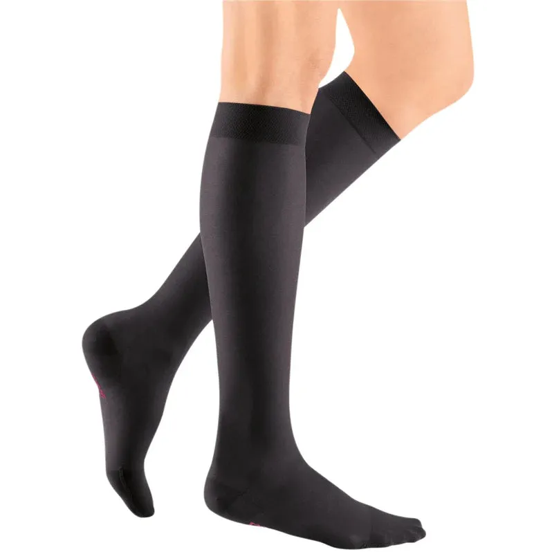 Medi Sheer & Soft 20-30mmHg Closed Toe Calf Length