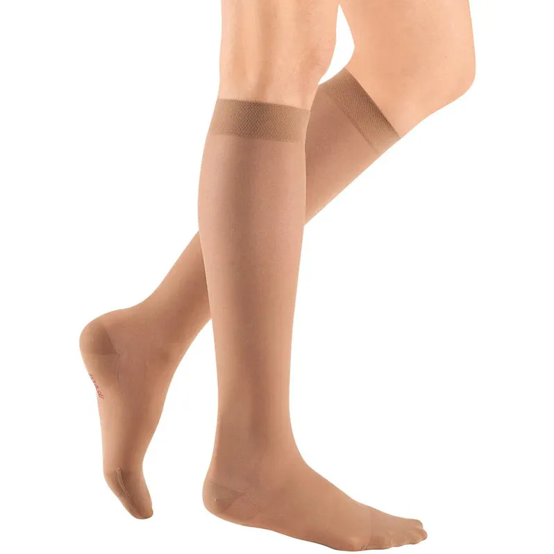 Medi Sheer & Soft 20-30mmHg Closed Toe Calf Length