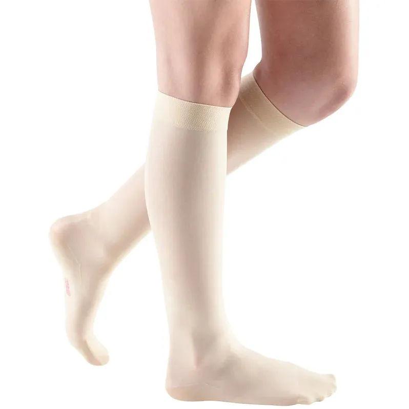 Medi Sheer & Soft 20-30mmHg Closed Toe Calf Length