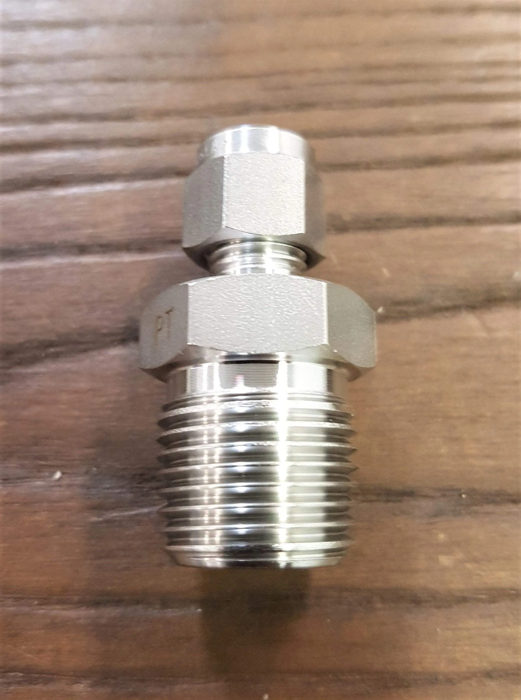 Stainless Steel Compression Male Connectors