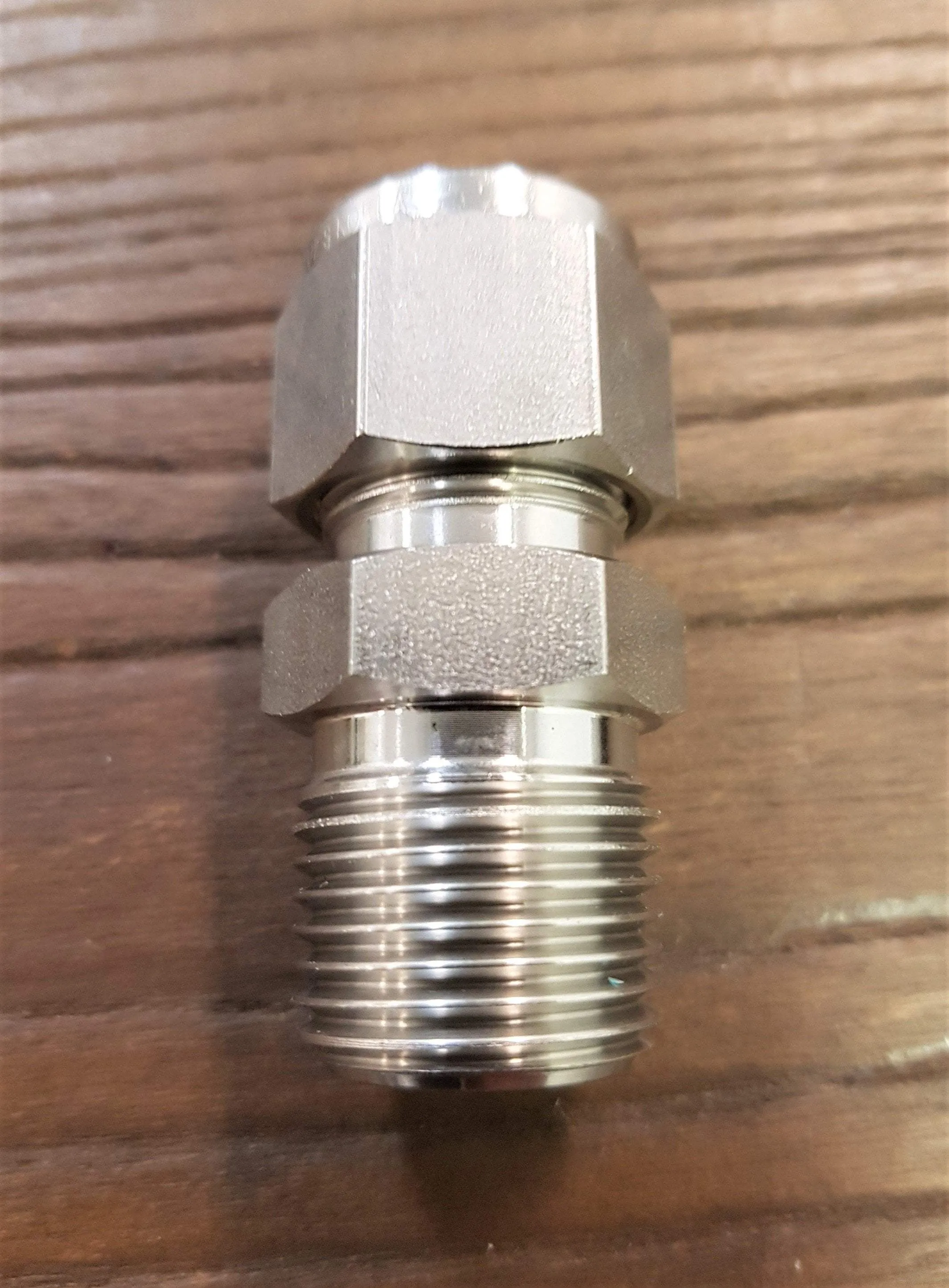 Stainless Steel Compression Male Connectors