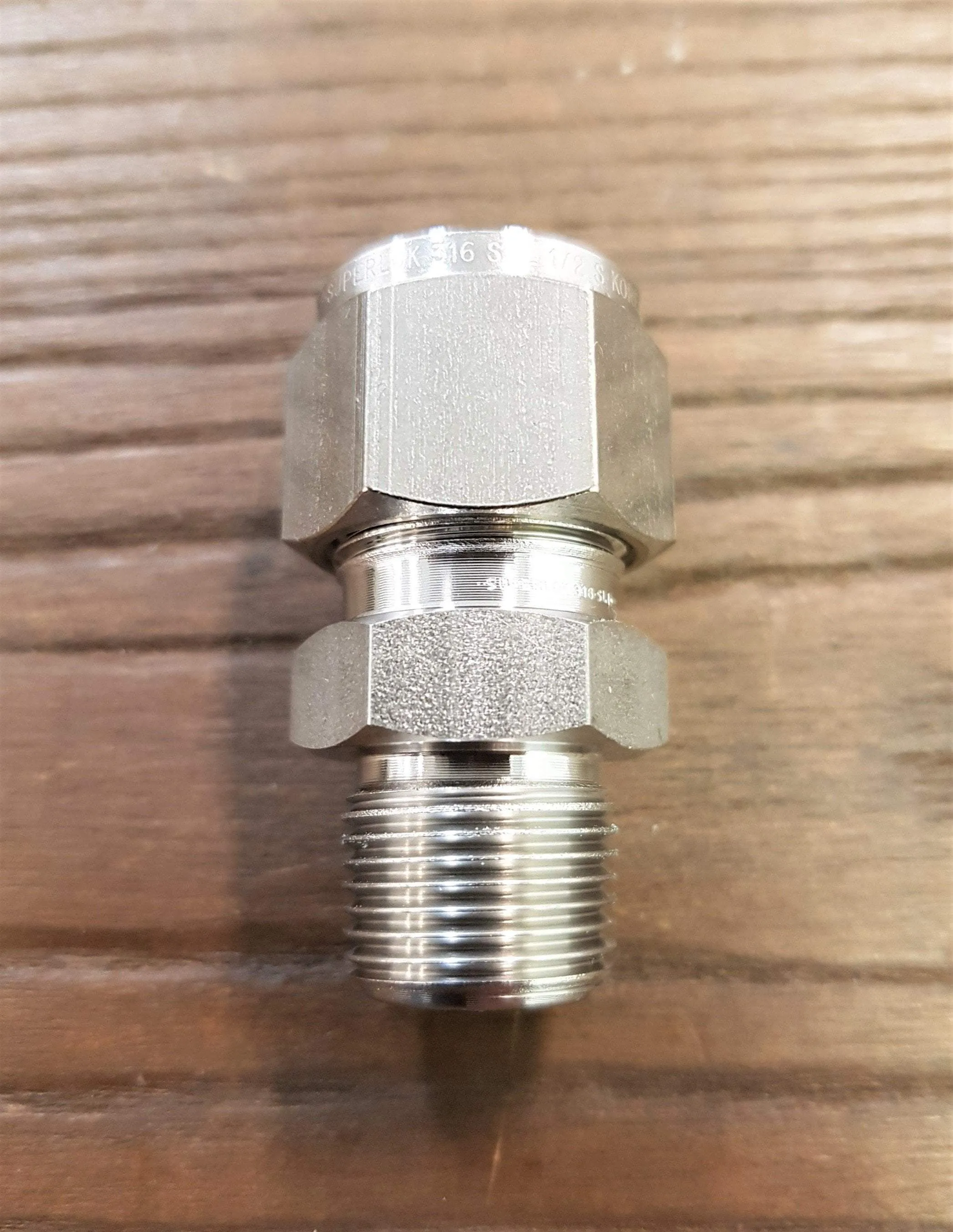 Stainless Steel Compression Male Connectors