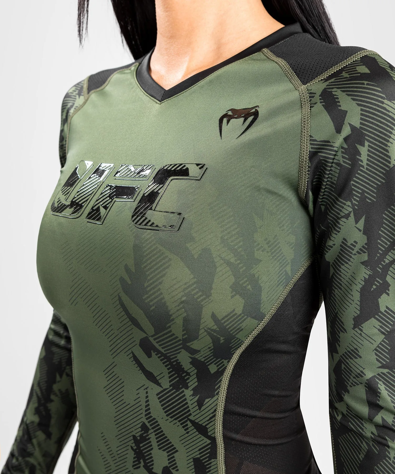 UFC Venum Authentic Fight Week Women's Performance Long Sleeve Rashguard - Khaki